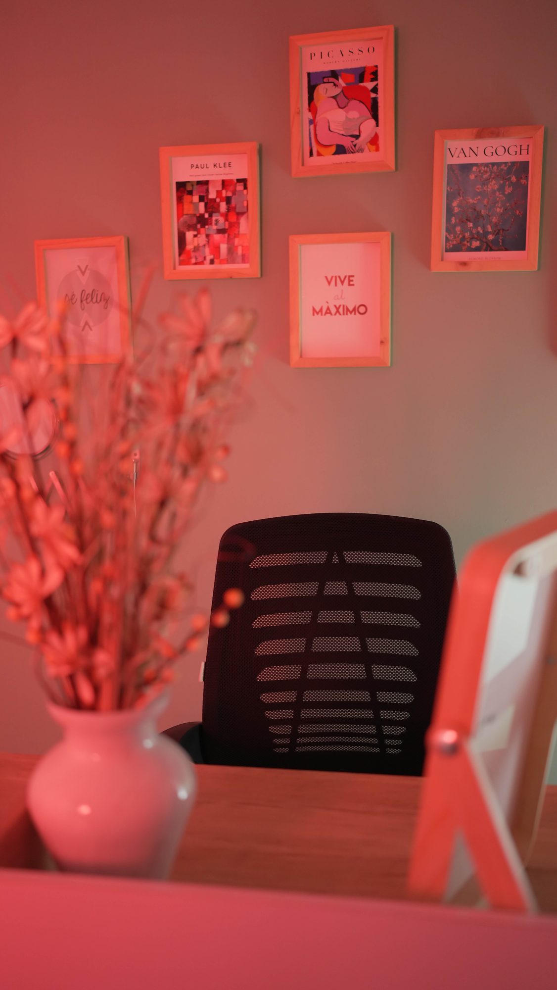 Pink creator desk setup